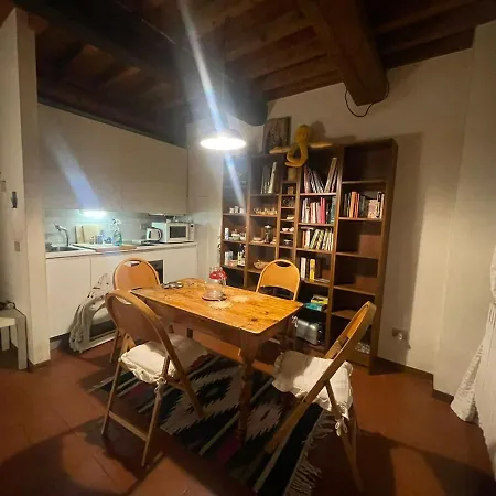 Casa Orisogi Centro Storico Piazza Santa Croce Apartman *